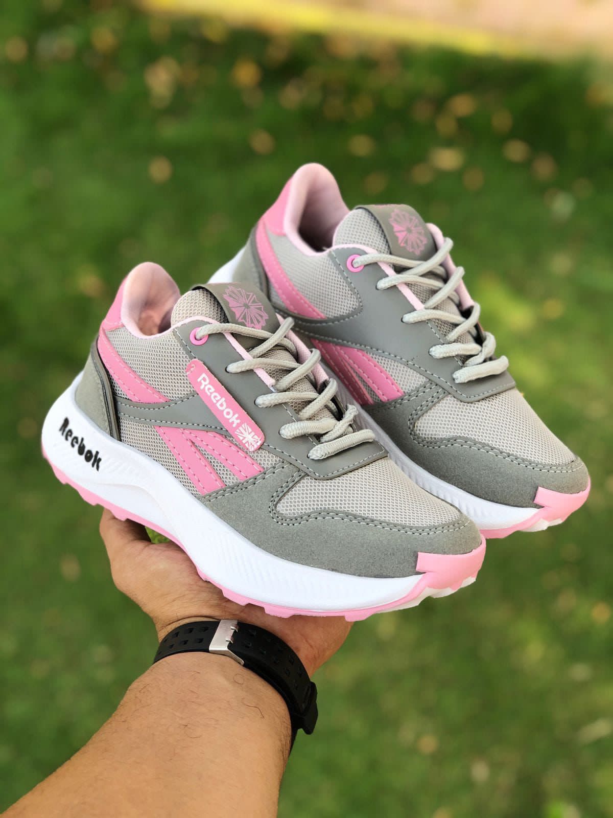 REEBOK MAYA