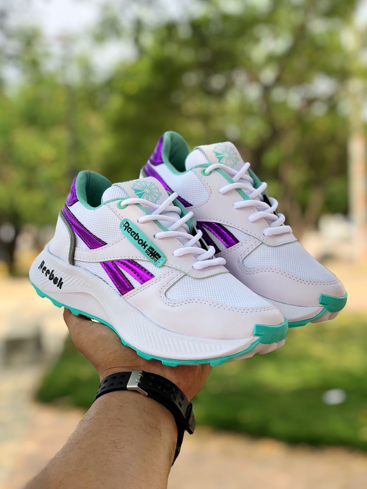 REEBOK MAYA